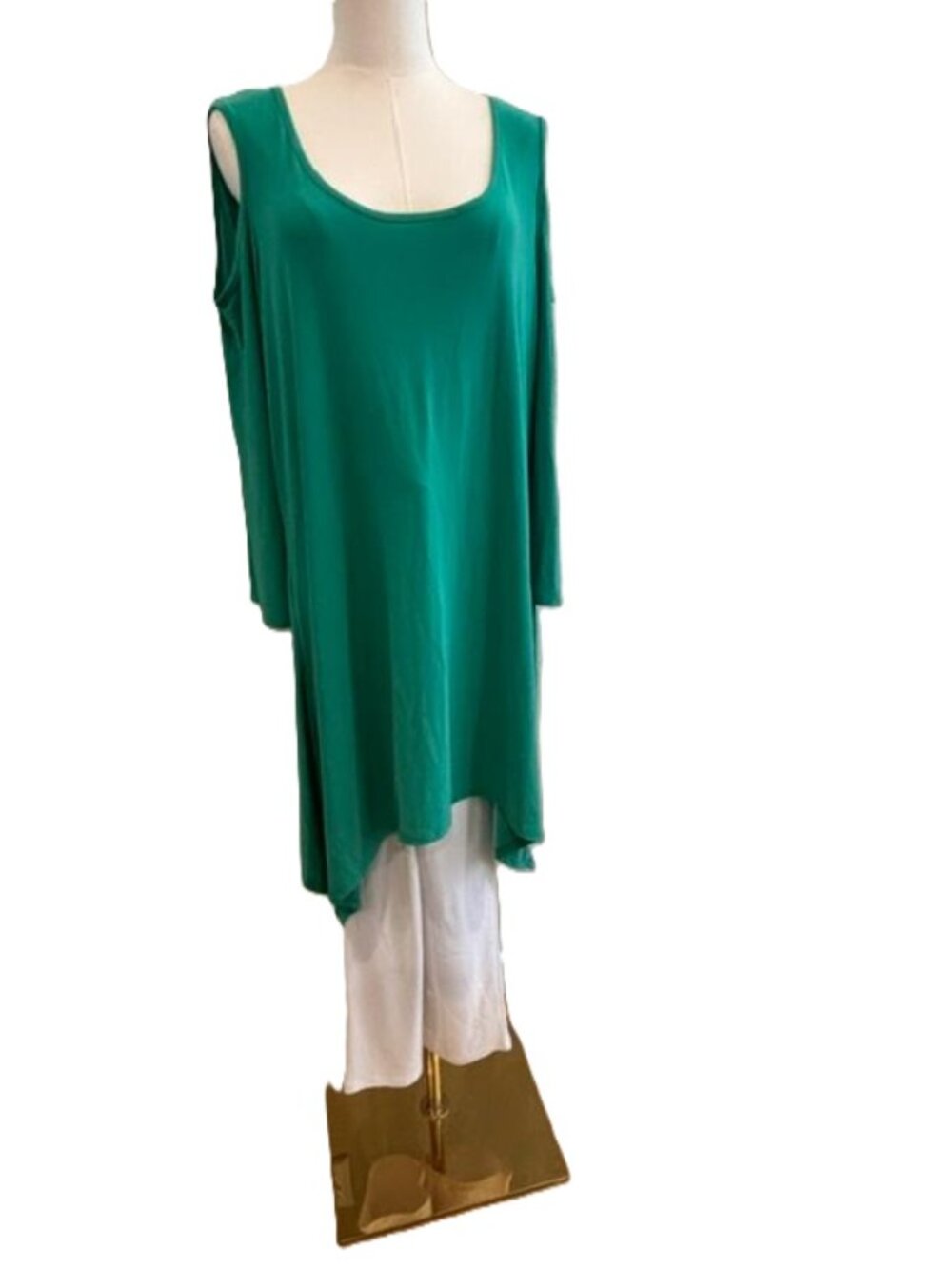 Slinky Brand 2-Pc Set Long Green Handkerchief Cold Shoulder Top w/White Pants XL